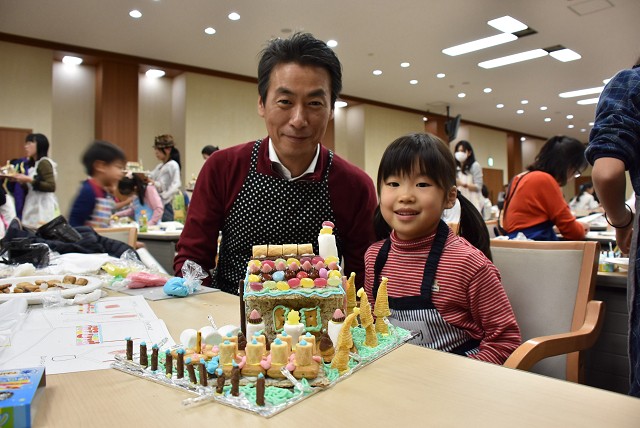 お菓子の家づくり2