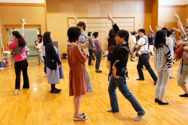 練習の成果をママに披露