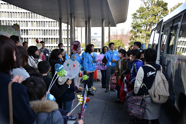 友好都市『角田市』の小学生がホームステイに