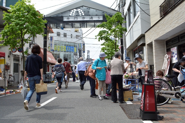 門前町の雰囲気を持った商店街にリニューアル！「池上本門寺通り商店会」