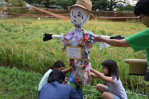 田植えをした次大堀公園の稲を守ろう！『かかし作りに挑戦&設置』