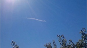 To you who love the clear blue sky 透き通る様な 青い空 愛するあなたへ