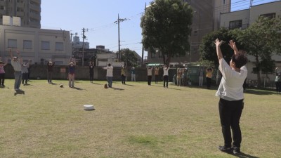 中原区役所芝生広場 ラジオ体操