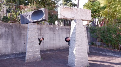 現代彫刻美術館 都市ボーイズ（岸本 誠、はやせやすひろ）